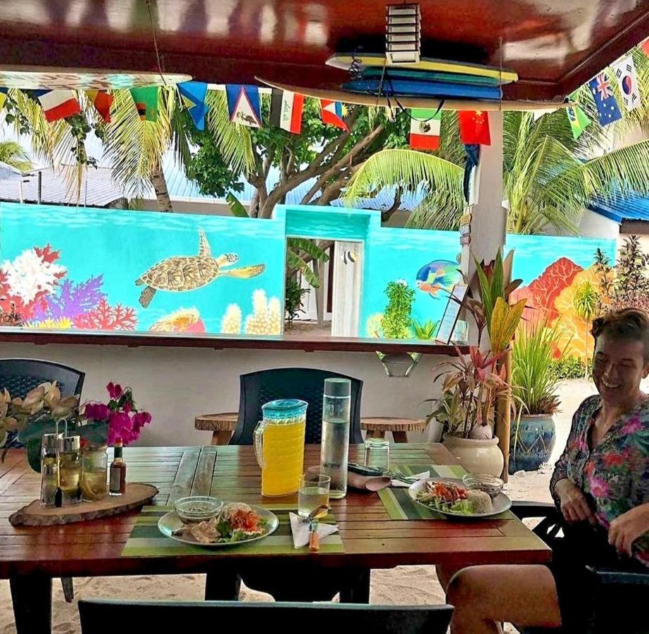 萨勒斯度岛 Ocean Breeze Maldives酒店 外观 照片